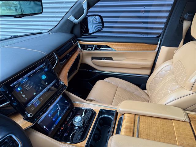 2022 Jeep Grand Wagoneer Series III (Stk: L5883) in London - Image 22 of 32