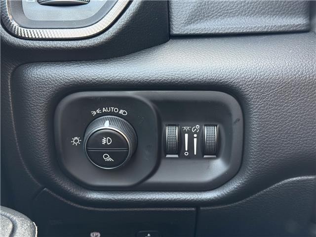 2026 RAM 1500 Sport (Stk: 26164) in London - Image 23 of 25