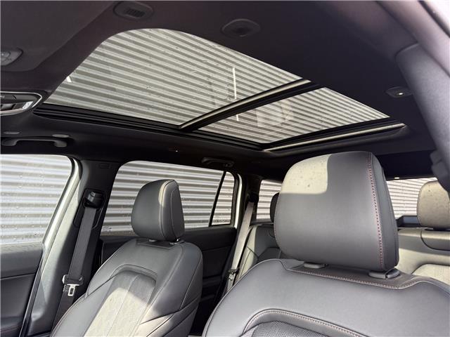 2026 Jeep Cherokee Overland (Stk: 26149) in London - Image 10 of 29