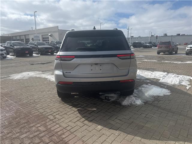 2025 Jeep Grand Cherokee Laredo (Stk: 6B009A) in Blenheim - Image 6 of 13