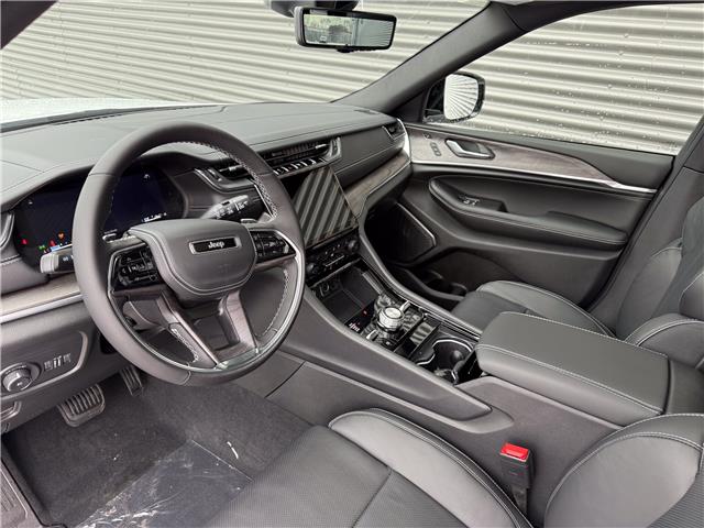 2025 Jeep Grand Cherokee Overland (Stk: 25574D) in London - Image 12 of 31 2025 Jeep Grand Cherokee Overland (Stk: 25574D) in London - Image 12 of 31