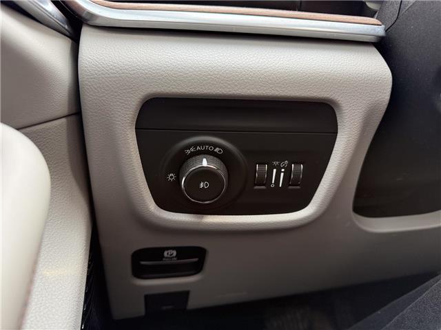 2021 Jeep Grand Cherokee L Summit (Stk: 25505B) in London - Image 24 of 30