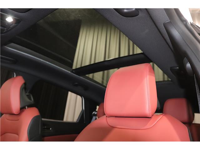 2026 Kia Sportage Hybrid SX w/Red Interior (Stk: 26987) in Edmonton - Image 14 of 34