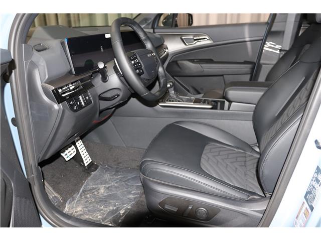 2026 Kia Sportage X-Line Limited w/Black Interior (Stk: 26976) in Edmonton - Image 13 of 35