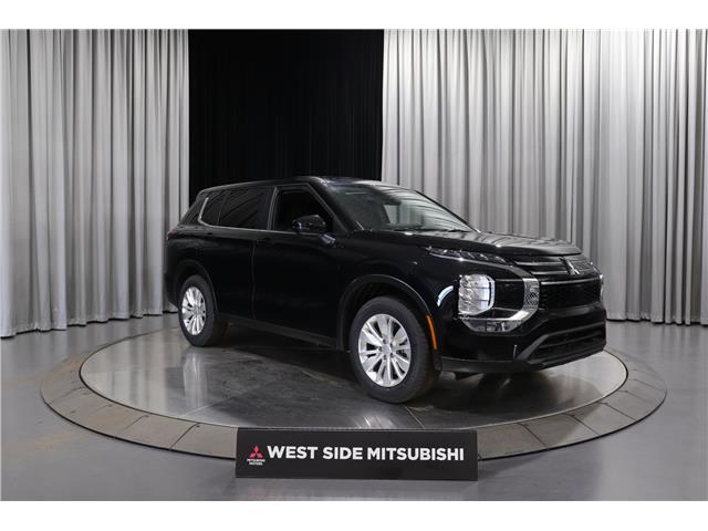 2026 Mitsubishi Outlander ES (Stk: T26346) in Edmonton - Image 1 of 30