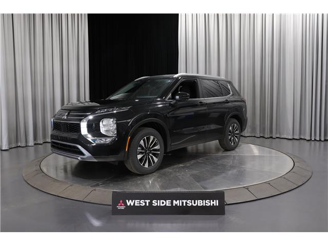 2026 Mitsubishi Outlander LE (Stk: T26348) in Edmonton - Image 3 of 32