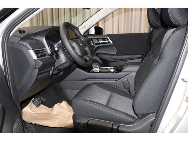 2026 Mitsubishi Outlander ES (Stk: T26349) in Edmonton - Image 11 of 30