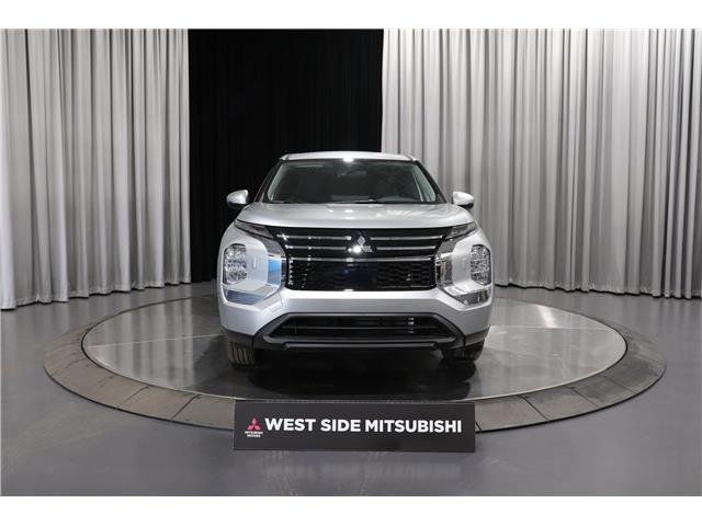 2026 Mitsubishi Outlander SE (Stk: T26351) in Edmonton - Image 2 of 30 2026 Mitsubishi Outlander SE (Stk: T26351) in Edmonton - Image 2 of 30