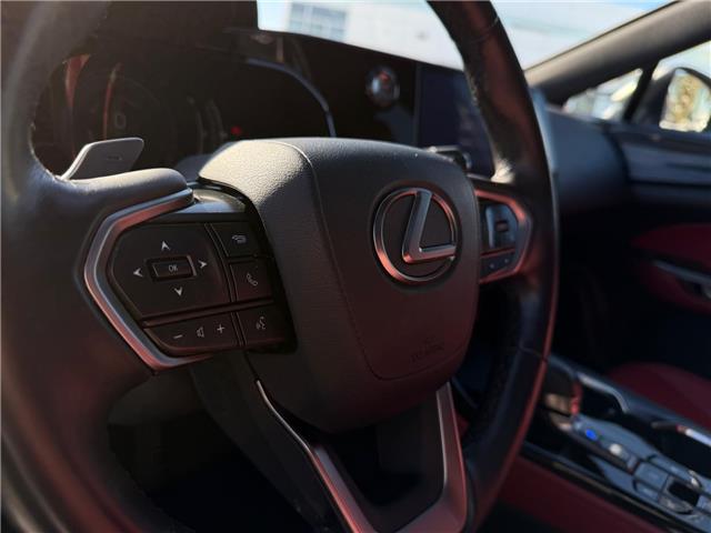 2023 Lexus NX 350h Base (Stk: 260403A) in Calgary - Image 13 of 18