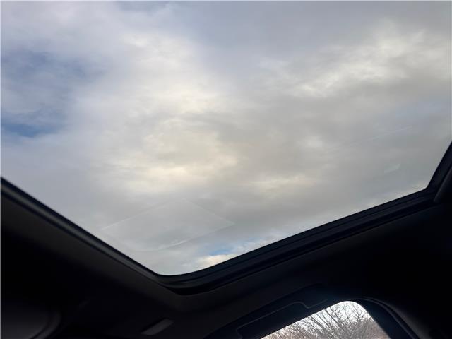 2023 GMC Yukon XL SLT (Stk: 525056) in Port Hope - Image 17 of 24