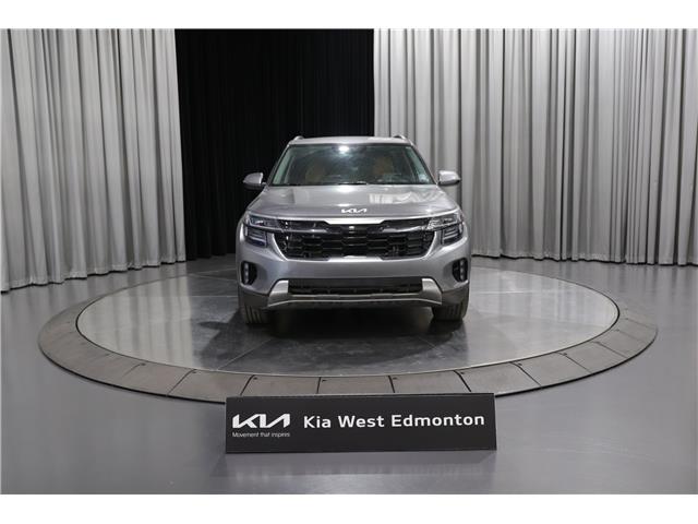 2024 Kia Seltos SX w/Brown Interior (Stk: 24933) in Edmonton - Image 2 of 32