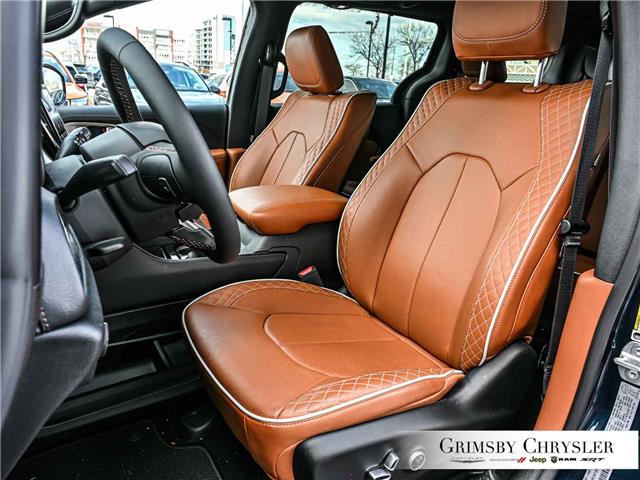 2025 Chrysler Pacifica Hybrid Pinnacle (Stk: U6355) in Grimsby - Image 14 of 33