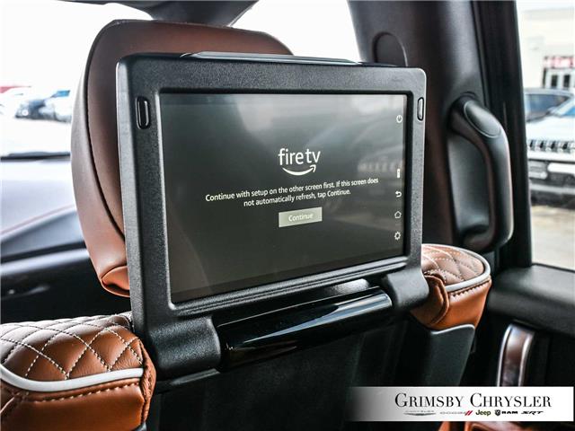 2025 Chrysler Pacifica Hybrid Pinnacle (Stk: U6355) in Grimsby - Image 18 of 33