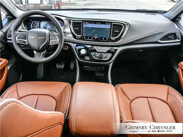 2025 Chrysler Pacifica Hybrid Pinnacle (Stk: U6355) in Grimsby - Image 19 of 33