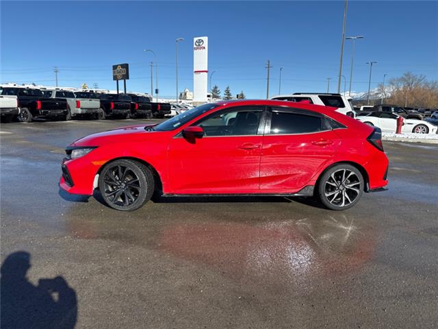 2017 Honda Civic Sport (Stk: 5086099A) in Cranbrook - Image 2 of 22