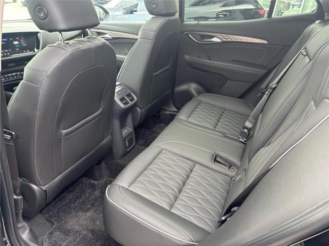 2022 Buick Envision Avenir (Stk: UT75698) in Cobourg - Image 11 of 17