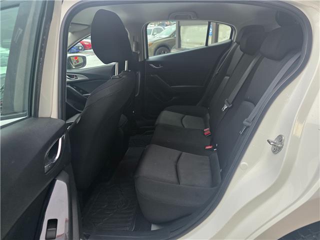 2018 Mazda Mazda3 Sport GX (Stk: 2602039) in Waterloo - Image 16 of 19