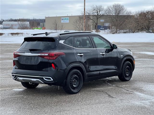 2023 Kia Seltos SX Turbo w/Black Interior (Stk: 2126-25A) in New Hamburg - Image 4 of 14