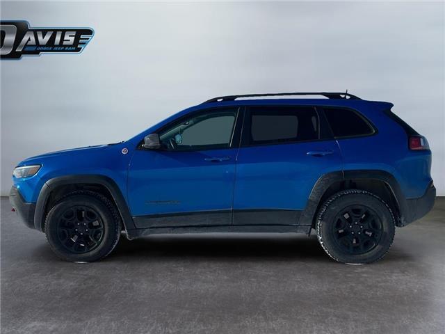 2019 Jeep Cherokee Trailhawk (Stk: 41167) in Lethbridge - Image 2 of 8