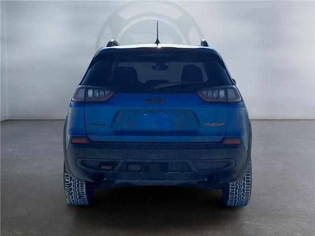 2019 Jeep Cherokee Trailhawk (Stk: 41167) in Lethbridge - Image 4 of 8