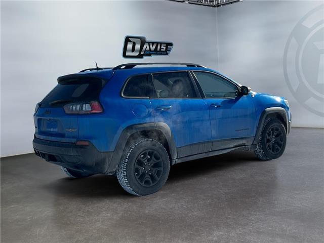 2019 Jeep Cherokee Trailhawk (Stk: 41167) in Lethbridge - Image 5 of 8