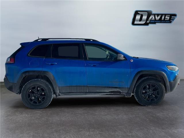 2019 Jeep Cherokee Trailhawk (Stk: 41167) in Lethbridge - Image 6 of 8
