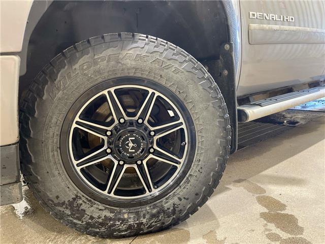 2013 GMC Sierra 2500HD Denali (Stk: 10812AT) in Meadow Lake - Image 2 of 15