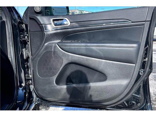 2022 Jeep Grand Cherokee WK Limited (Stk: 11893U) in Calgary - Image 18 of 34