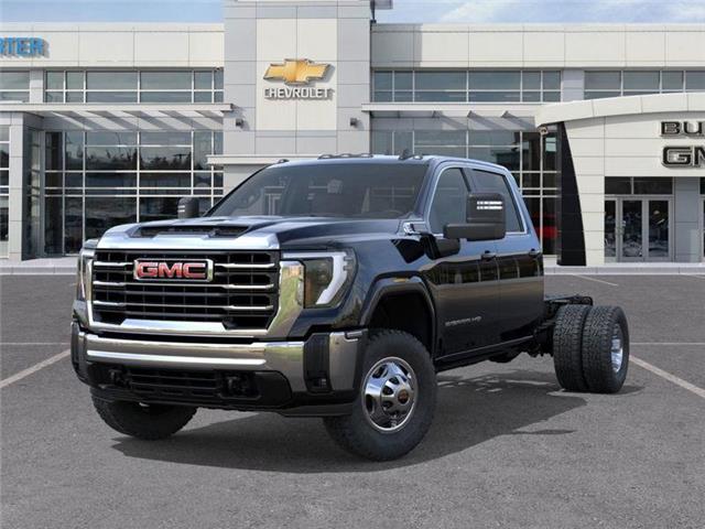 2026 GMC Sierra 3500HD Chassis SLE (Stk: TF227160) in Calgary - Image 7 of 25 2026 GMC Sierra 3500HD Chassis SLE (Stk: TF227160) in Calgary - Image 7 of 25