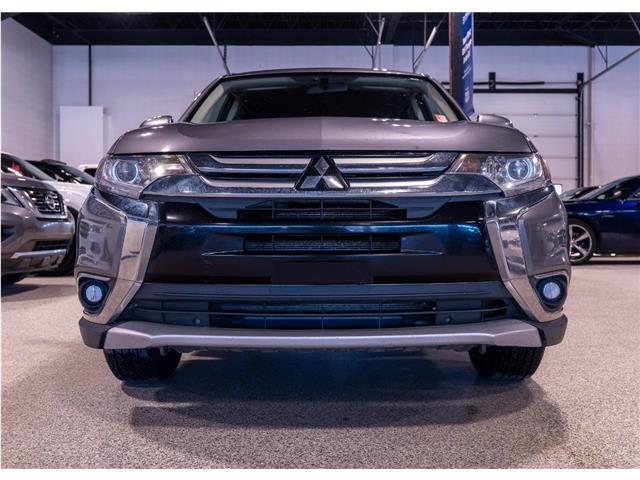 2018 Mitsubishi Outlander ES (Stk: R69317) in Calgary - Image 2 of 21