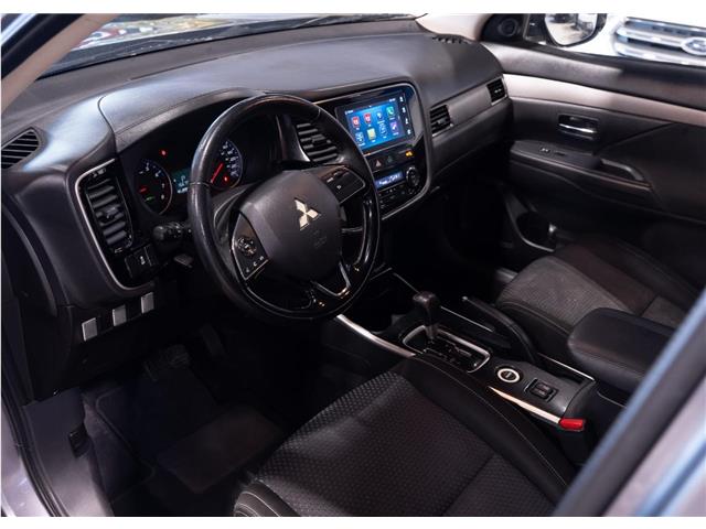 2018 Mitsubishi Outlander ES (Stk: R69317) in Calgary - Image 12 of 21