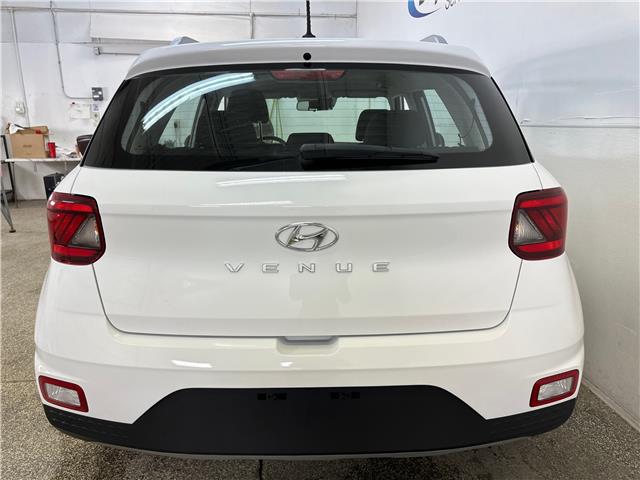 2024 Hyundai Venue Preferred (Stk: 43516J) in Belleville - Image 6 of 22