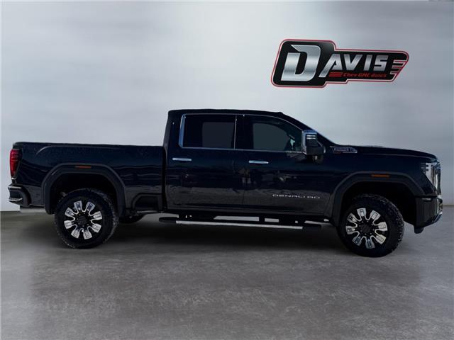 2026 GMC Sierra 3500HD Denali (Stk: 370720) in Brooks - Image 6 of 29