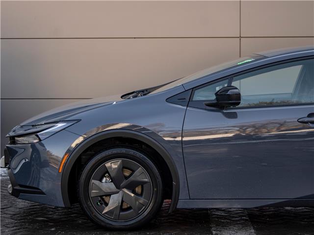 2026 Toyota Prius Plug-In Hybrid SE (Stk: PH0910) in Windsor - Image 3 of 26