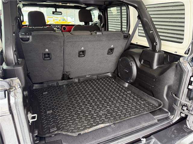 2021 Jeep Wrangler Unlimited Rubicon (Stk: 25505C) in London - Image 7 of 24