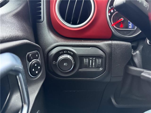 2021 Jeep Wrangler Unlimited Rubicon (Stk: 25505C) in London - Image 21 of 24