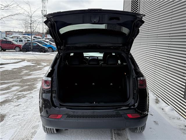 2024 Jeep Compass Altitude (Stk: 25471DA) in London - Image 6 of 27