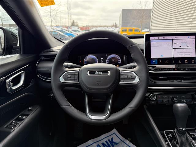 2024 Jeep Compass Altitude (Stk: 25471DA) in London - Image 16 of 27