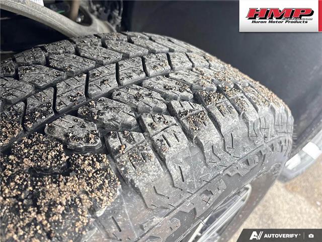 2025 GMC Sierra 1500 AT4 (Stk: 104218) in Exeter - Image 8 of 28