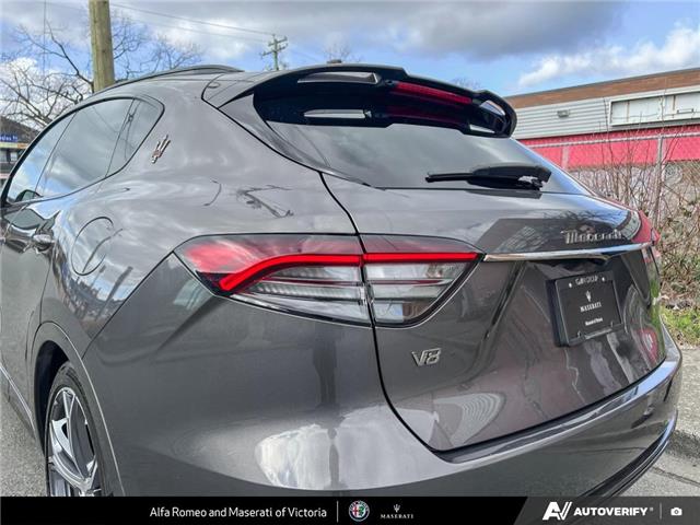 2022 Maserati Levante Trofeo (Stk: 912250) in Victoria - Image 10 of 24