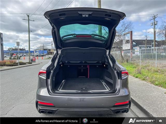 2022 Maserati Levante Trofeo (Stk: 912250) in Victoria - Image 11 of 24