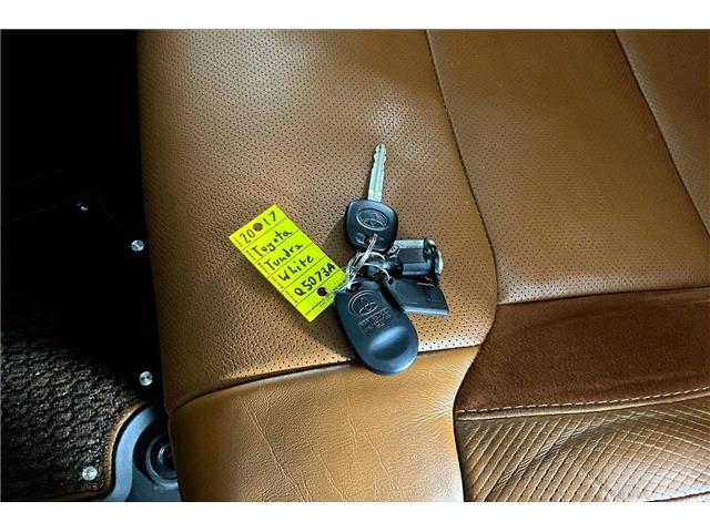 2017 Toyota Tundra Platinum 5.7L V8 (Stk: Q5073A) in London - Image 10 of 36