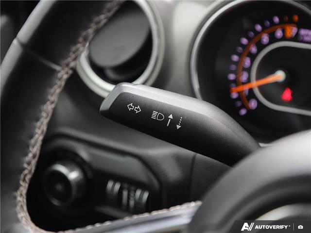 2018 Jeep Wrangler Unlimited Sahara (Stk: 99684BXX) in St. Thomas - Image 17 of 27