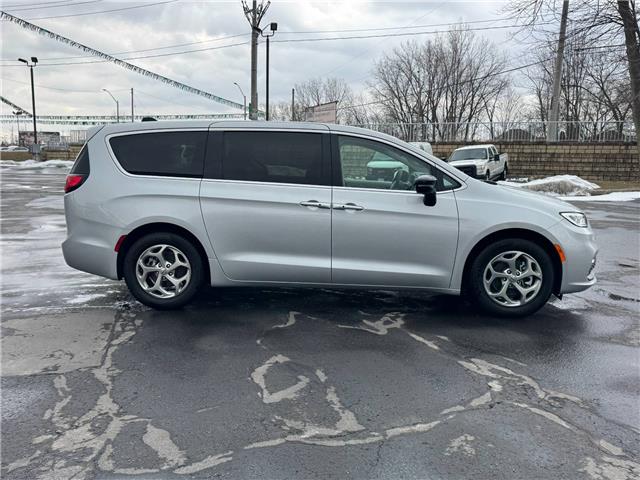 2024 Chrysler Pacifica Limited (Stk: PR93923) in Windsor - Image 7 of 28