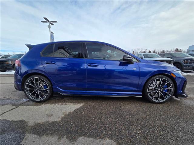 2025 Volkswagen Golf R Base (Stk: 7054B) in Calgary - Image 4 of 13