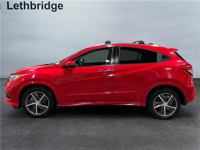 2020 Honda HR-V Touring (Stk: 300165) in Lethbridge - Image 2 of 15 2020 Honda HR-V Touring (Stk: 300165) in Lethbridge - Image 2 of 15