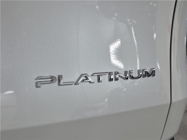 2025 Toyota Grand Highlander Hybrid Platinum MAX (Stk: 10120063A) in Markham - Image 32 of 36