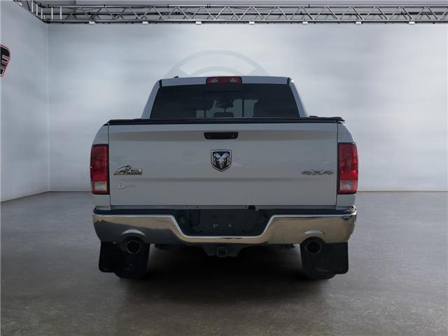 2016 RAM 1500 SLT (Stk: 351861) in Medicine Hat - Image 4 of 15 2016 RAM 1500 SLT (Stk: 351861) in Medicine Hat - Image 4 of 15
