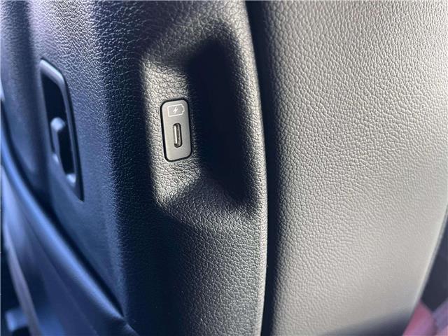 2026 Kia Sportage EX Premium w/Red Interior (Stk: SP26054) in Cold Lake - Image 18 of 23 2026 Kia Sportage EX Premium w/Red Interior (Stk: SP26054) in Cold Lake - Image 18 of 23