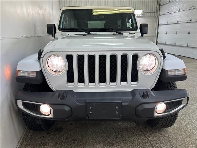 2022 Jeep Wrangler Unlimited Sahara (Stk: 43555J) in Belleville - Image 2 of 27